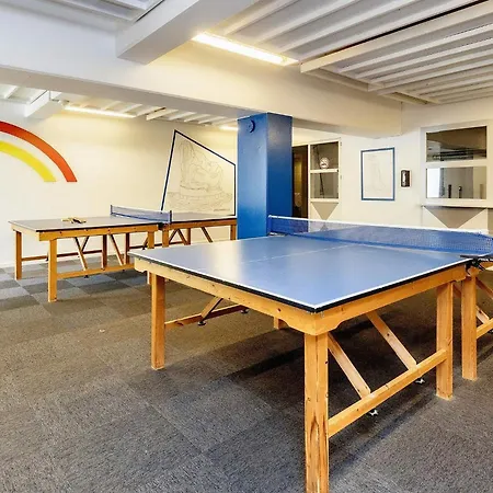 Apartment 4 Person On A In