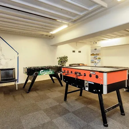 4 Person On A In Apartment *