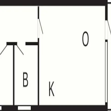 アパート 4 Person On A In